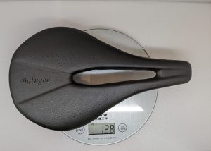 Balugoe 全碳纖維自行車坐墊_128公克